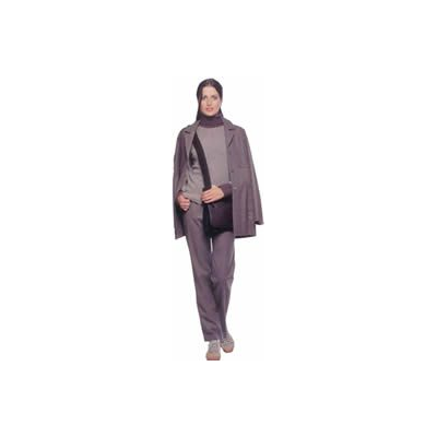 Donna elegante in movimento